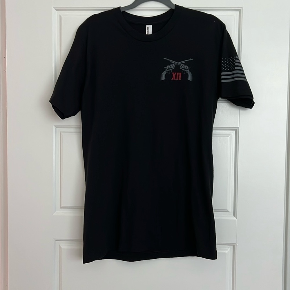 Black Western Graphic T-Shirt “Family Is Not About Blood” Size M